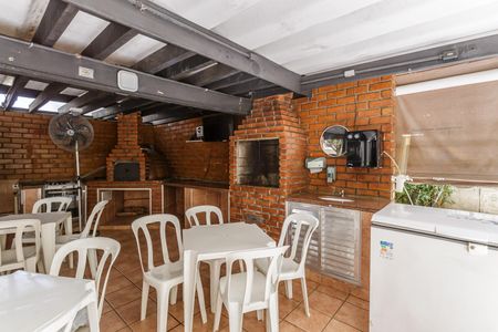 Apartamento para alugar com 110m², 3 quartos e 2 vagas Apartamento para alugar com 110m², 3 quartos e 2 vagasÁrea comum - Churrasqueira