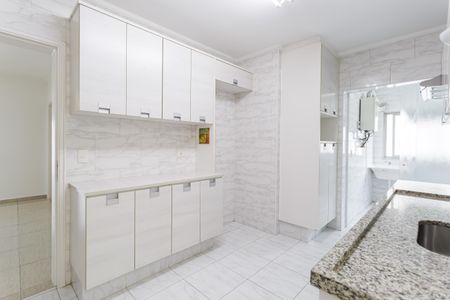Apartamento para alugar com 110m², 3 quartos e 2 vagas Apartamento para alugar com 110m², 3 quartos e 2 vagasCozinha