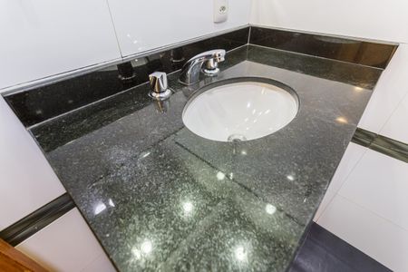 Apartamento para alugar com 110m², 3 quartos e 2 vagas Apartamento para alugar com 110m², 3 quartos e 2 vagasBanheiro Social
