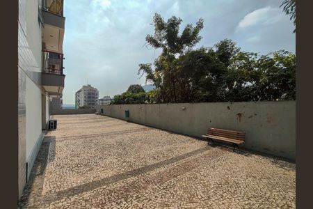 Apartamento à venda com 75m², 2 quartos e 1 vaga Apartamento à venda com 75m², 2 quartos e 1 vagaÁrea comum - Playground