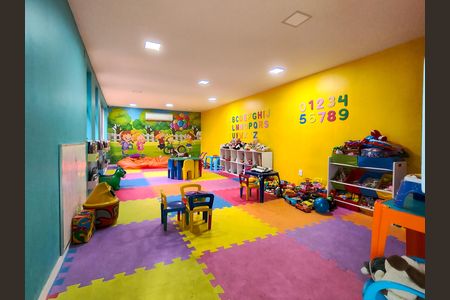 Apartamento à venda com 75m², 2 quartos e 1 vaga Apartamento à venda com 75m², 2 quartos e 1 vagaBrinquedoteca
