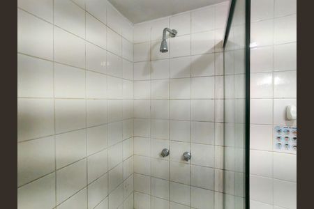 Apartamento à venda com 75m², 2 quartos e 1 vaga Apartamento à venda com 75m², 2 quartos e 1 vagaBanheiro Corredor