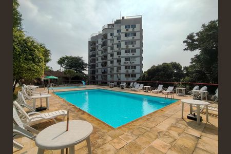 Apartamento à venda com 75m², 2 quartos e 1 vaga Apartamento à venda com 75m², 2 quartos e 1 vagaÁrea comum - Piscina