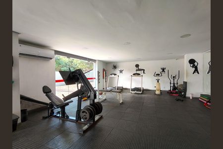 Apartamento à venda com 75m², 2 quartos e 1 vaga Apartamento à venda com 75m², 2 quartos e 1 vagaÁrea comum - Academia