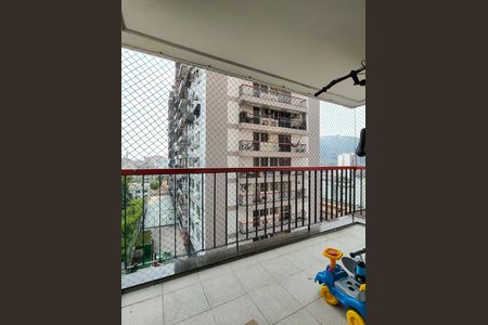 Apartamento à venda com 75m², 2 quartos e 1 vaga Apartamento à venda com 75m², 2 quartos e 1 vagaVaranda da Sala