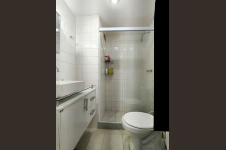 Apartamento à venda com 75m², 2 quartos e 1 vaga Apartamento à venda com 75m², 2 quartos e 1 vagaBanheiro Corredor