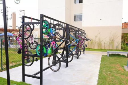 Apartamento para alugar com 32m², 2 quartos e sem vaga Apartamento para alugar com 32m², 2 quartos e sem vagaÁrea comum - Bicicletário