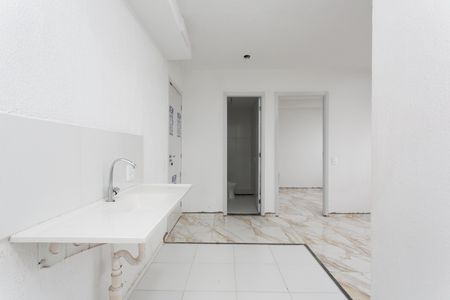 Apartamento para alugar com 32m², 2 quartos e sem vaga Apartamento para alugar com 32m², 2 quartos e sem vagaCozinha / Área de Serviço