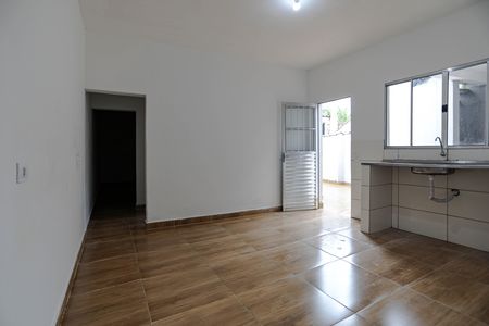 Cozinha de casa para alugar com 1 quarto, 60m² em Parque São Martinho, Mogi das Cruzes