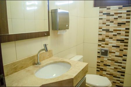 Casa para alugar com 391m², 5 quartos e 5 vagas