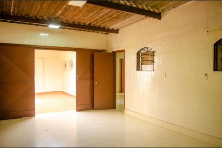 Casa para alugar com 391m², 5 quartos e 5 vagas