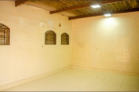 Casa para alugar com 391m², 5 quartos e 5 vagas