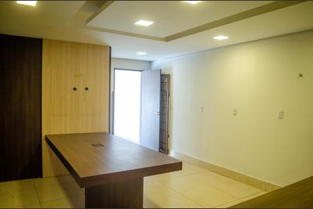 Casa para alugar com 5 quartos, 391m² em Setor Sul, Goiânia