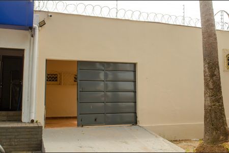 Casa para alugar com 391m², 5 quartos e 5 vagas