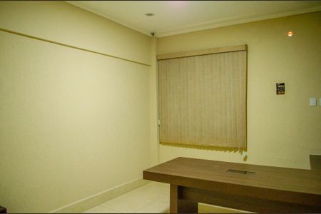 Casa para alugar com 391m², 5 quartos e 5 vagas