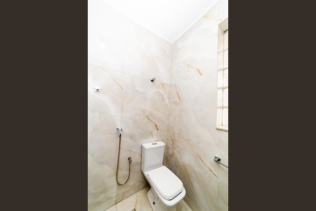 Apartamento para alugar com 130m², 3 quartos e sem vaga Apartamento para alugar com 130m², 3 quartos e sem vagaBanheiro Social
