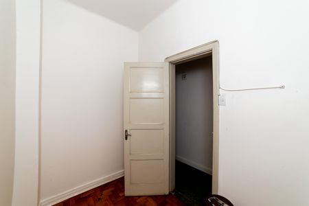 Apartamento para alugar com 130m², 3 quartos e sem vaga Apartamento para alugar com 130m², 3 quartos e sem vagaQuarto de Serviço