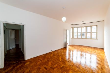 Sala de apartamento para alugar com 3 quartos, 130m² em Centro, Belo Horizonte