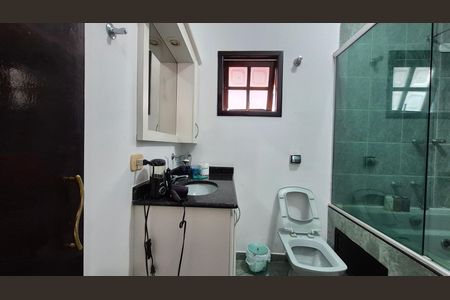 Casa para alugar com 240m², 3 quartos e 2 vagas Casa para alugar com 240m², 3 quartos e 2 vagasBanheiro