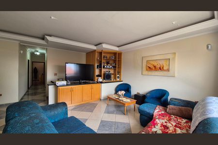 Casa para alugar com 240m², 3 quartos e 2 vagas Casa para alugar com 240m², 3 quartos e 2 vagasSala