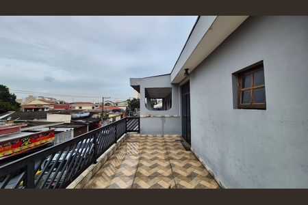 Casa para alugar com 240m², 3 quartos e 2 vagas Casa para alugar com 240m², 3 quartos e 2 vagasArea externa
