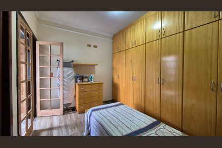 Casa para alugar com 240m², 3 quartos e 2 vagas Casa para alugar com 240m², 3 quartos e 2 vagasSuíte