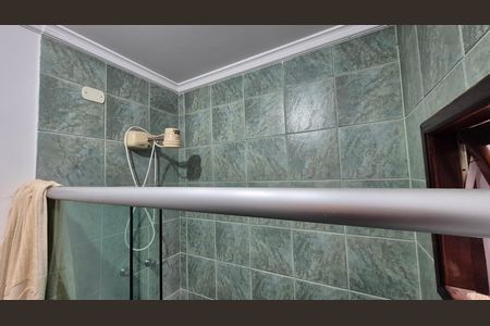 Casa para alugar com 240m², 3 quartos e 2 vagas Casa para alugar com 240m², 3 quartos e 2 vagasBanheiro da suíte