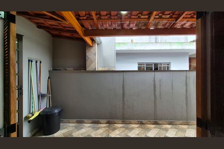 Casa para alugar com 240m², 3 quartos e 2 vagas Casa para alugar com 240m², 3 quartos e 2 vagasSuíte 2