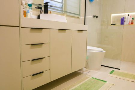 Apartamento para alugar com 80m², 2 quartos e 1 vaga Apartamento para alugar com 80m², 2 quartos e 1 vagaBanheiro