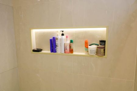 Apartamento para alugar com 80m², 2 quartos e 1 vaga Apartamento para alugar com 80m², 2 quartos e 1 vagaBanheiro