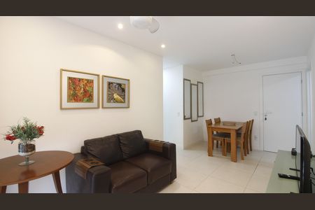 Apartamento para alugar com 2 quartos, 200m² em Vila Nova, Cabo Frio