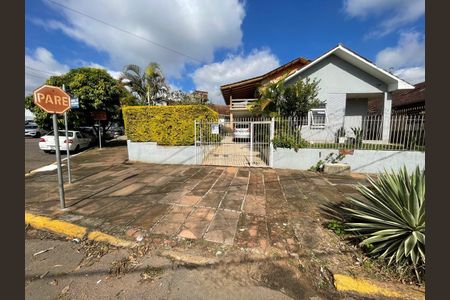 Casa para alugar com 200m², 3 quartos e 4 vagas