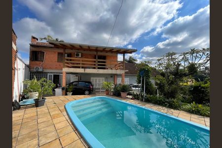 Casa para alugar com 200m², 3 quartos e 4 vagas
