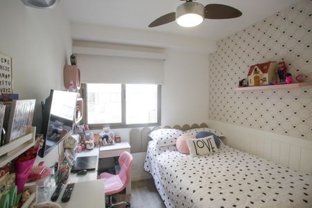 Apartamento à venda com 74m², 2 quartos e 1 vagaQuarto 2