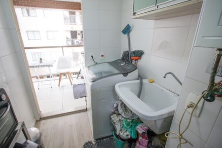 Apartamento à venda com 74m², 2 quartos e 1 vagaÁrea de Serviço