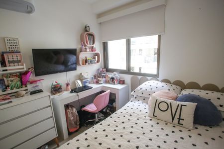 Apartamento à venda com 74m², 2 quartos e 1 vagaQuarto 2