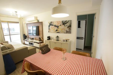Sala de apartamento à venda com 2 quartos, 74m² em Freguesia (jacarepaguá), Rio de Janeiro