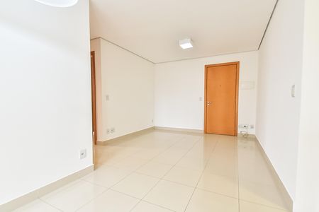 Sala de apartamento à venda com 2 quartos, 62m² em Vila Dom Pedro I, São Paulo