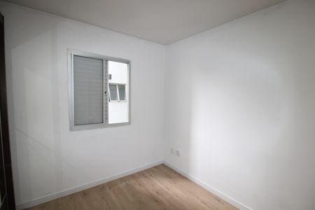 Apartamento à venda com 74m², 3 quartos e 1 vagaQuarto 2