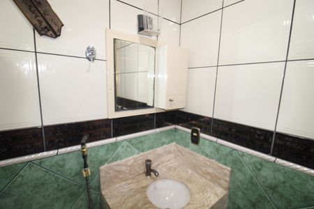 Apartamento à venda com 74m², 3 quartos e 1 vagaQuarto 3 - Banheiro