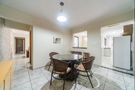 Casa para alugar com 80m², 2 quartos e sem vaga Casa para alugar com 80m², 2 quartos e sem vagaCopa