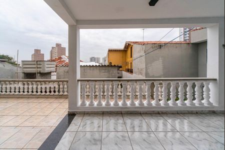 Casa para alugar com 80m², 2 quartos e sem vaga Casa para alugar com 80m², 2 quartos e sem vagaVaranda