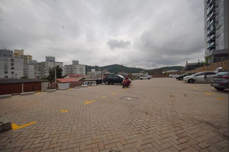Garagem de apartamento para alugar com 2 quartos, 53m² em Ipiranga, São José