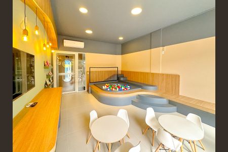 Apartamento para alugar com 53m², 2 quartos e 1 vagaÁrea comum - Playground