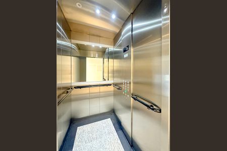 Apartamento para alugar com 53m², 2 quartos e 1 vagaElevador
