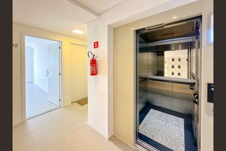Apartamento para alugar com 53m², 2 quartos e 1 vagaHall de entrada