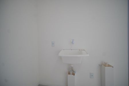 Área de Serviço de apartamento para alugar com 2 quartos, 53m² em Ipiranga, São José