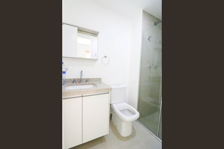 Banheiro de kitnet/studio à venda com 1 quarto, 25m² em Santo Amaro, São Paulo