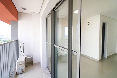Varanda de kitnet/studio à venda com 1 quarto, 25m² em Santo Amaro, São Paulo
