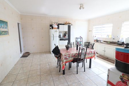Casa à venda com 403m², 4 quartos e sem vagaCozinha